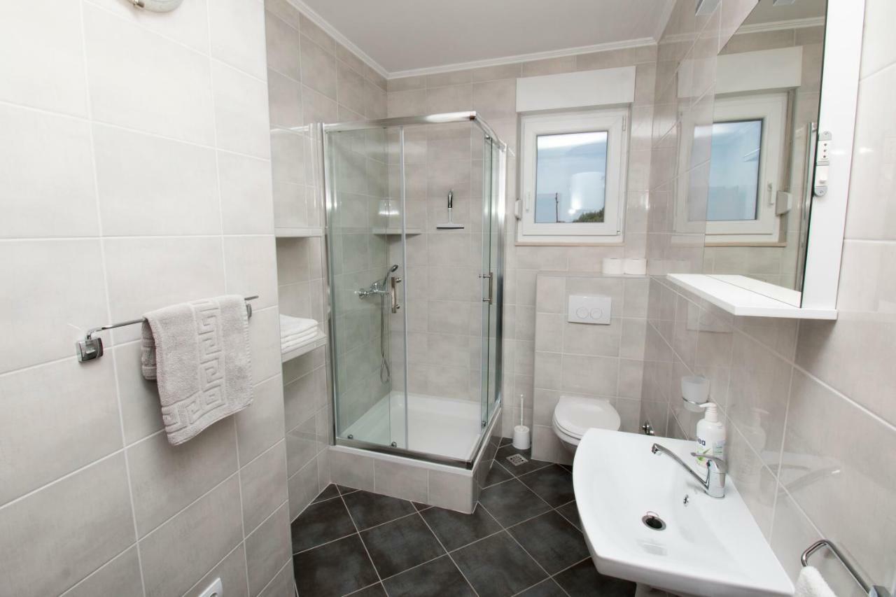 Apartments Liber ล็อควา โรโกซนิตซา ภายนอก รูปภาพ