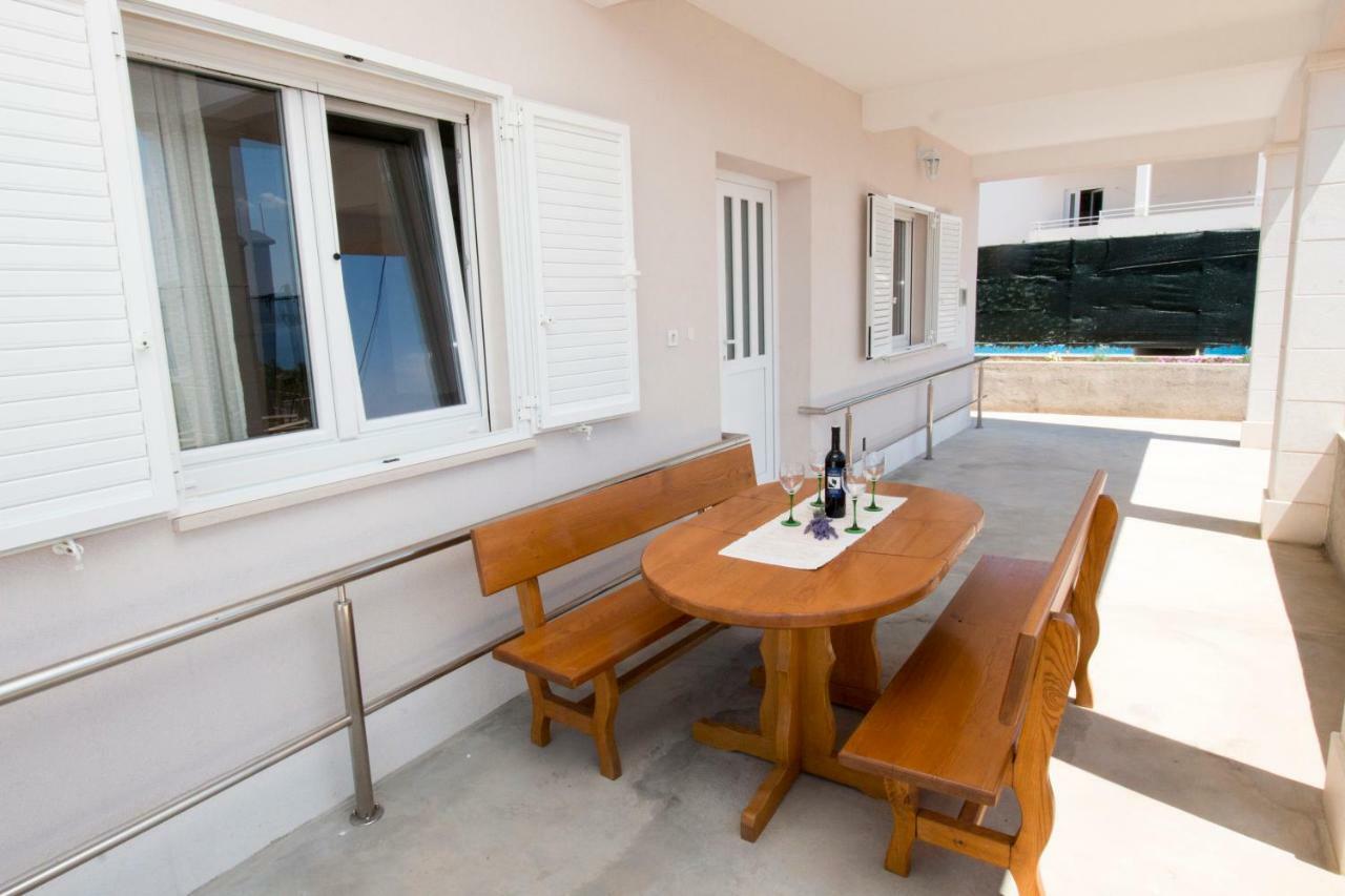 Apartments Liber ล็อควา โรโกซนิตซา ภายนอก รูปภาพ